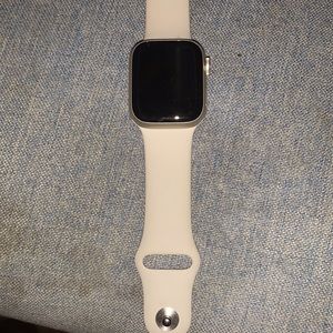 Apple Watch Series 7